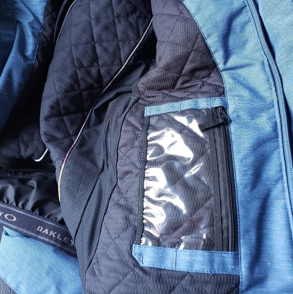 Oakley Women's Showcase BZI Jacket In Blue Shade - Picture 12 of 13